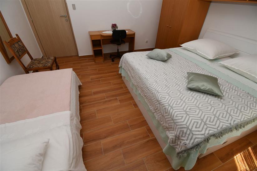 Apartment A2, for 10 persons
