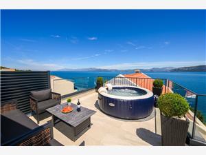 House Villa Zvonimir Janjina, Size 180.00 m2, Airline distance to the sea 20 m, Airline distance to town centre 500 m