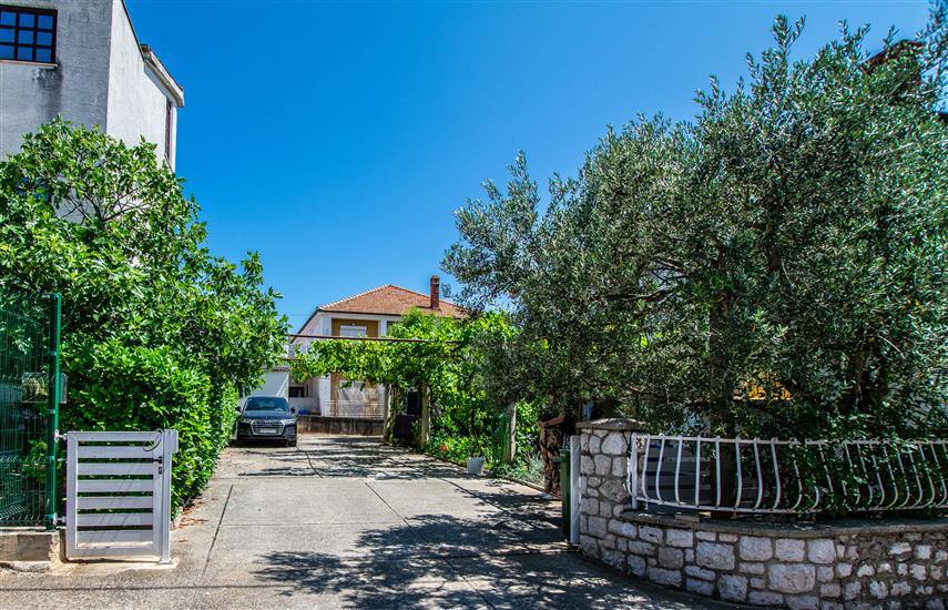 Apartments Dalmatino