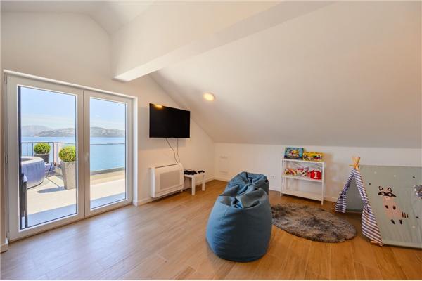 House K1, for 8 persons