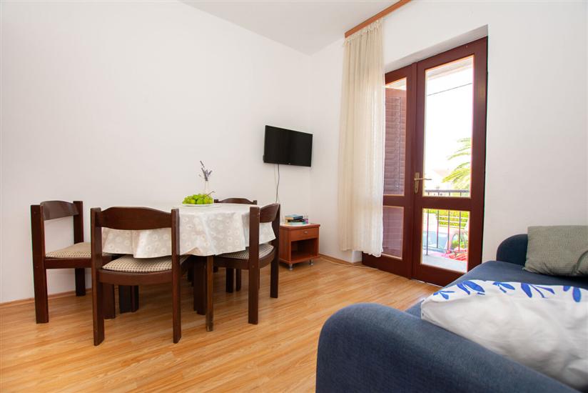 Apartment A2, for 4 persons