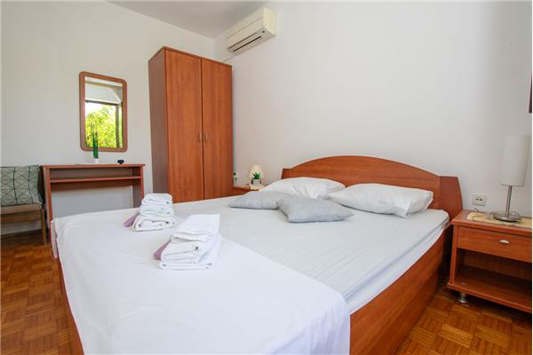 Apartment A2, for 4 persons