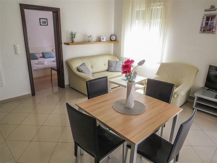 Apartment A2, for 4 persons