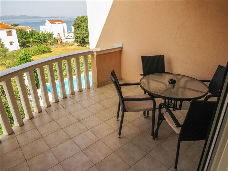 Apartment A4, for 4 persons