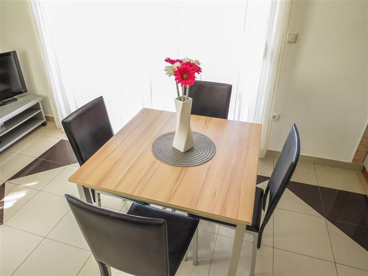 Apartment A4, for 4 persons
