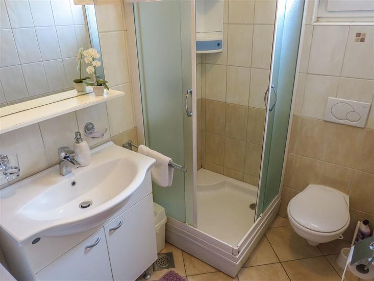 Apartment A4, for 4 persons