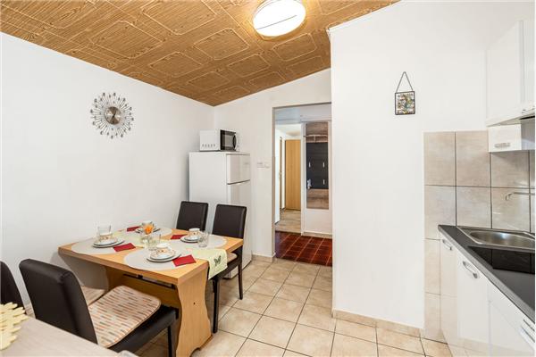 Apartment A2, for 4 persons