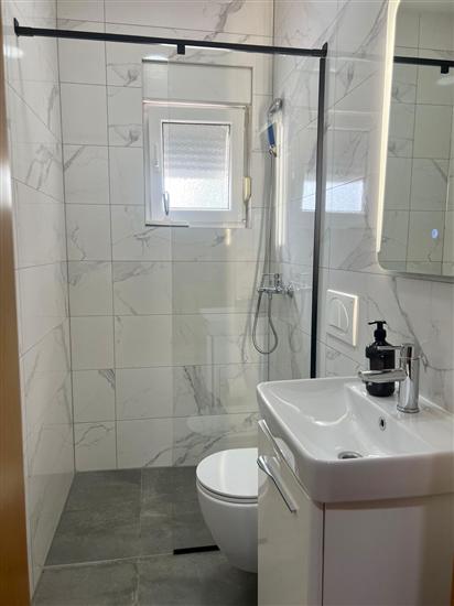 Apartment A1, for 5 persons