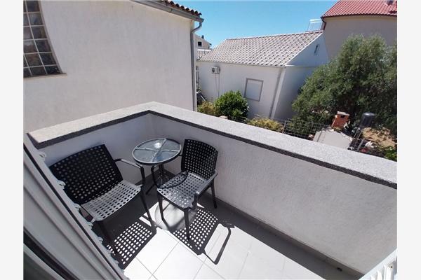 Apartment A2, for 4 persons