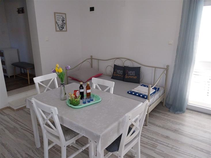 Apartment A2, for 4 persons