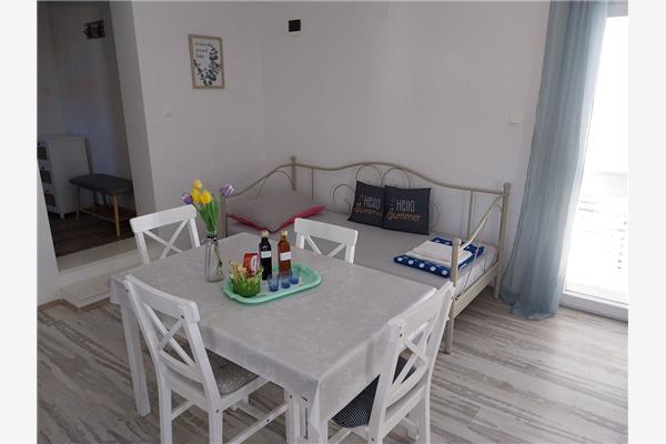 Apartment A2, for 4 persons
