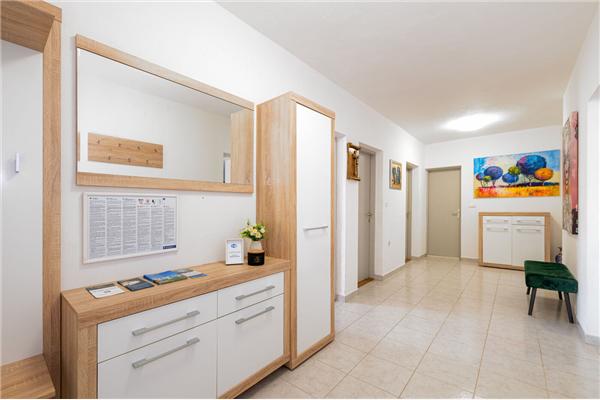 House K1, for 8 persons