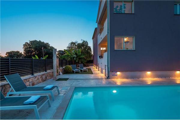 House K1, for 8 persons