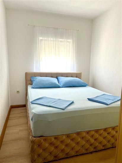 Apartment A4, for 4 persons