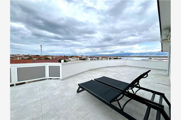 Apartment A6, for 6 persons