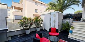 Apartment - Njivice - island Krk