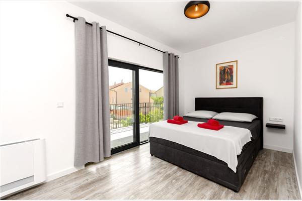 House K1, for 12 persons