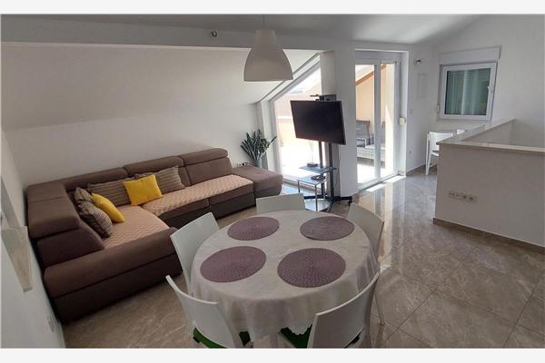 Apartment A2, for 4 persons