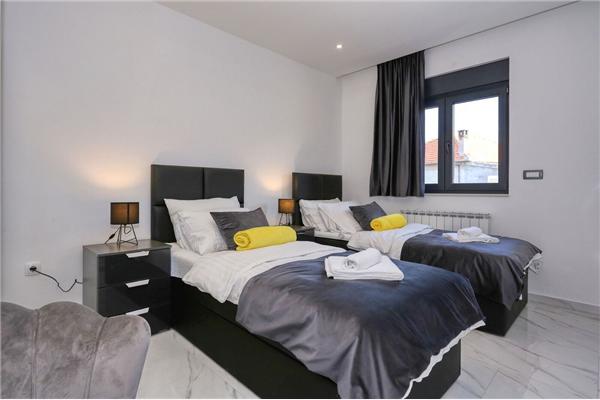 Apartment A1, for 8 persons