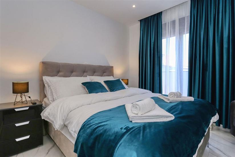 Apartment A1, for 8 persons