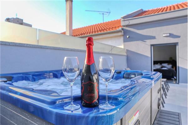 Apartment A1, for 8 persons