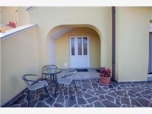 Apartment Opatija Riviera,BookstudioFrom 100 €