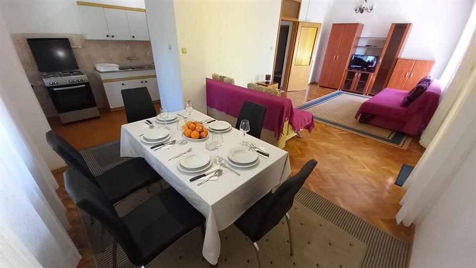 Lägenhet A1, för 5 personer