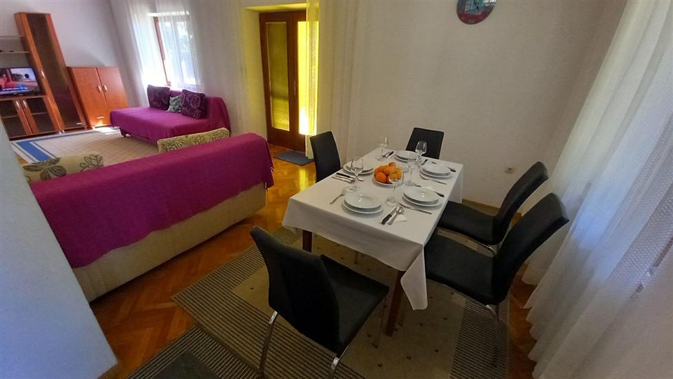 Lägenhet A1, för 5 personer