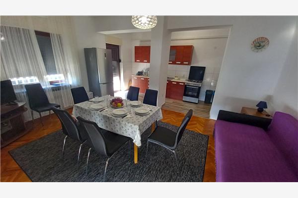 Lägenhet A2, för 7 personer