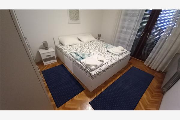 Lägenhet A2, för 7 personer