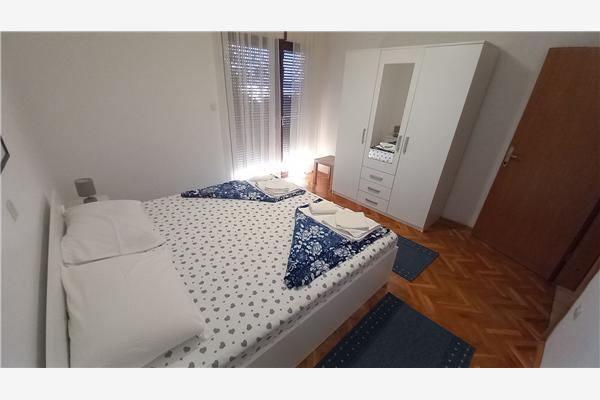 Lägenhet A2, för 7 personer