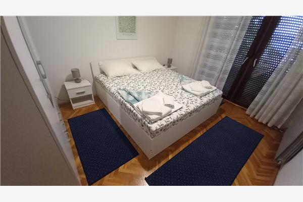 Lägenhet A2, för 7 personer