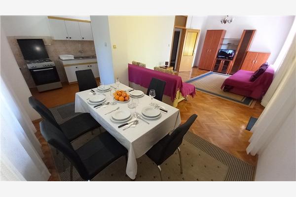 Lägenhet A1, för 5 personer