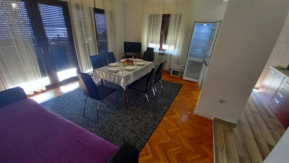 Lägenhet A2, för 7 personer