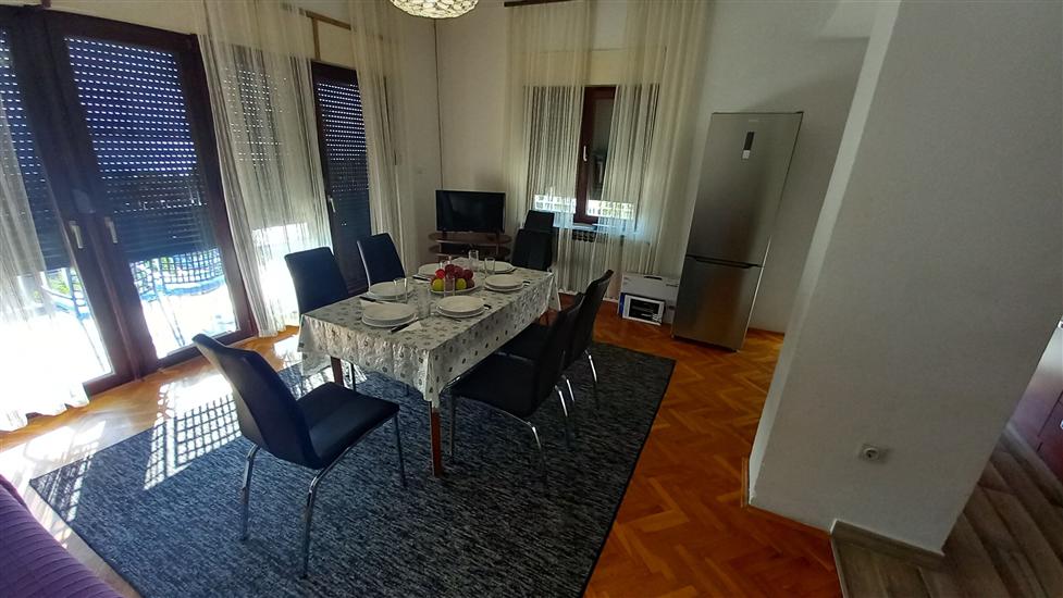 Lägenhet A2, för 7 personer