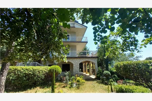 Lägenhet A2, för 7 personer