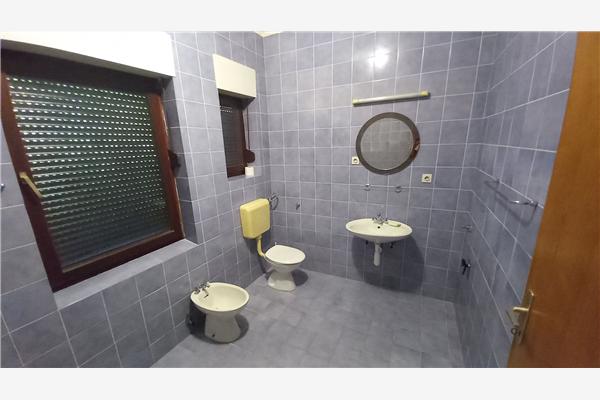 Lägenhet A2, för 7 personer