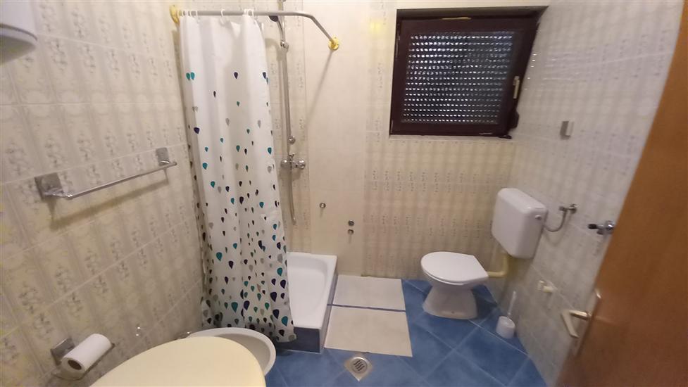 Lägenhet A2, för 7 personer