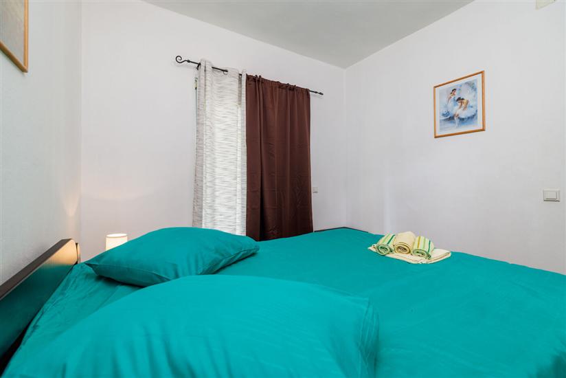 Apartment A2, for 5 persons