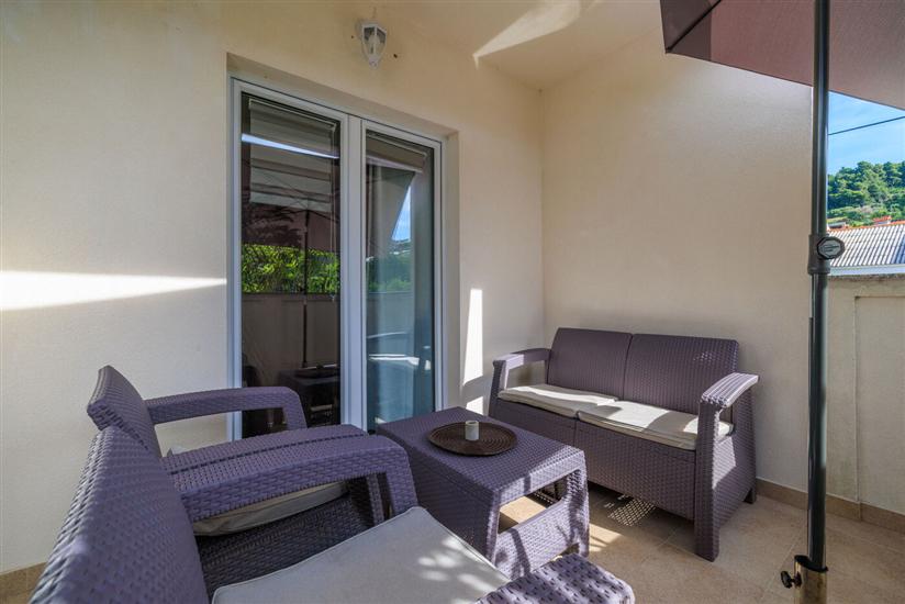 Apartment A2, for 5 persons