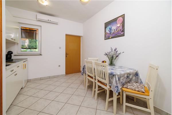 Apartment A2, for 4 persons