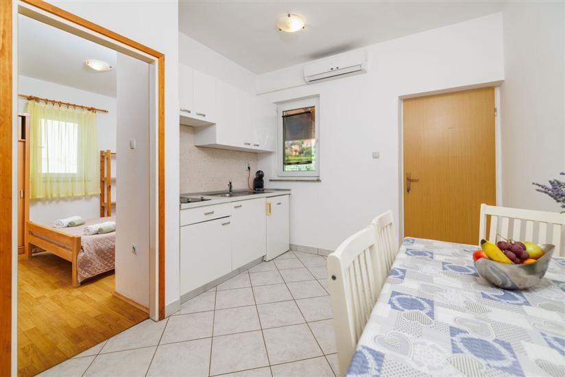 Apartment A2, for 4 persons