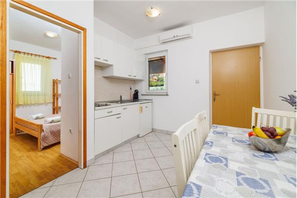 Apartment A2, for 4 persons