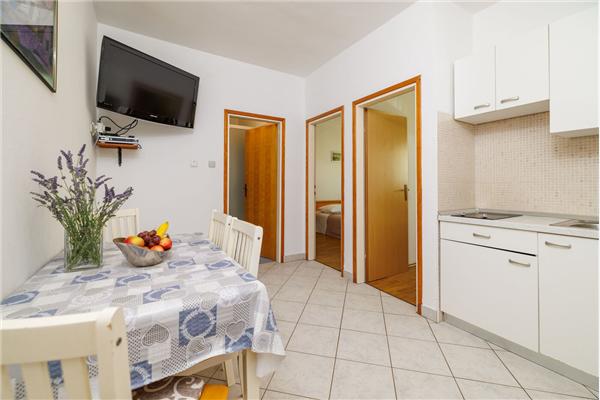 Apartment A2, for 4 persons