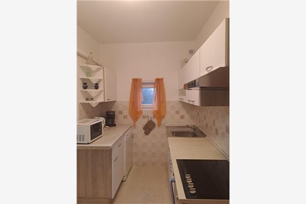 Apartment A1, for 7 persons