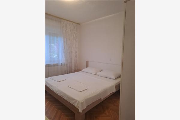 Apartment A1, for 7 persons