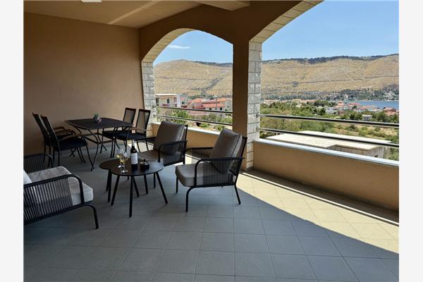 Apartment A2, for 5 persons