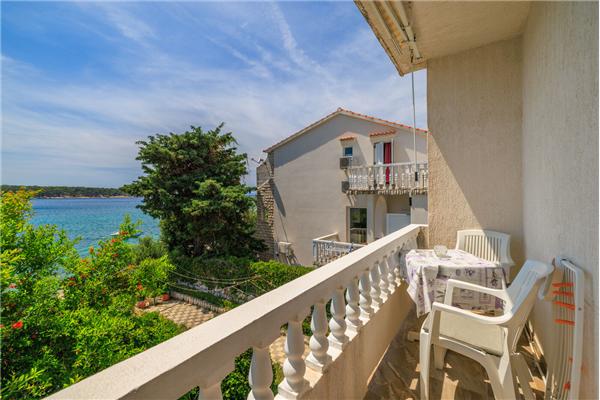 Apartment A2, for 3 persons