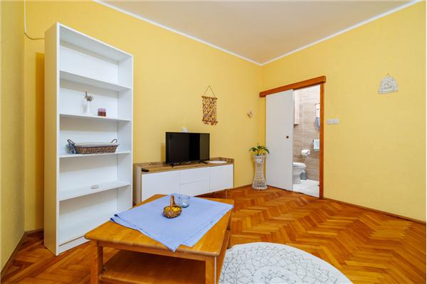 Apartment A2, for 3 persons