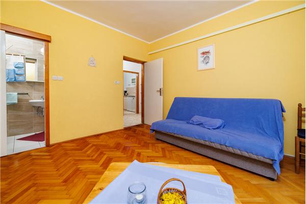 Apartment A2, for 3 persons